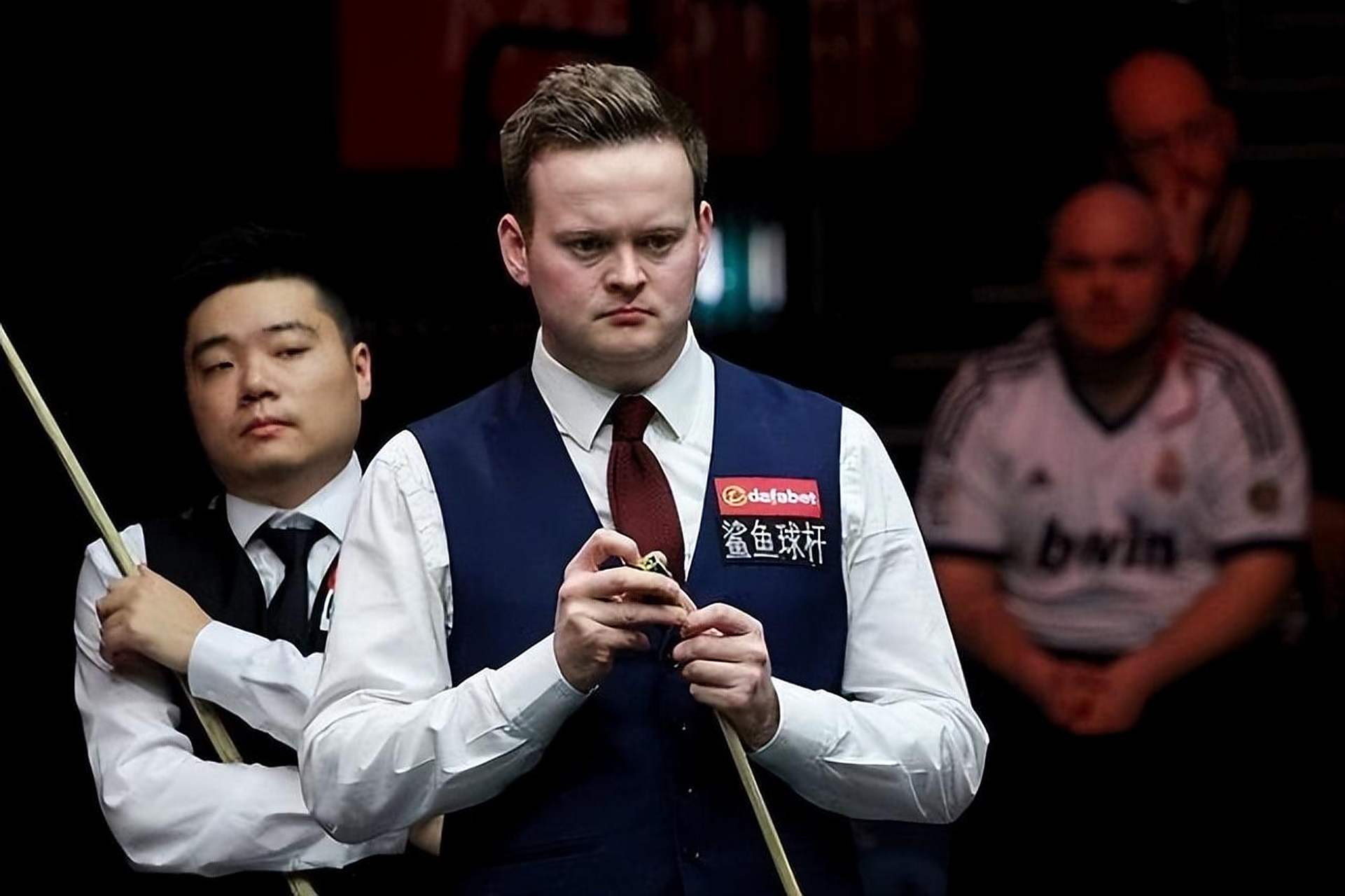 场和前锋线 场和前锋线