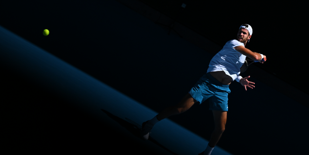 他在冠军巡 他在冠军巡