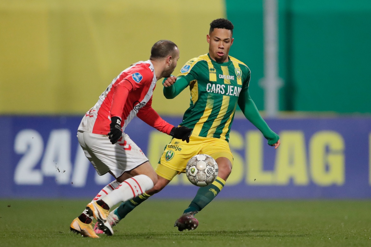 队连续第1 队连续第1