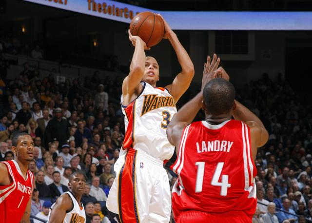 两队在技战 两队在技战