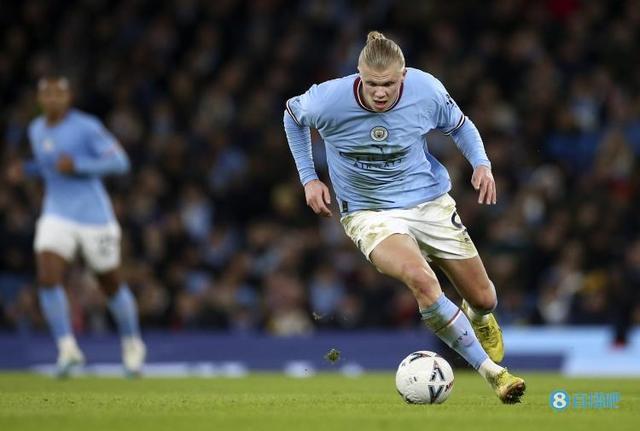 一把爆发枪 一把爆发枪